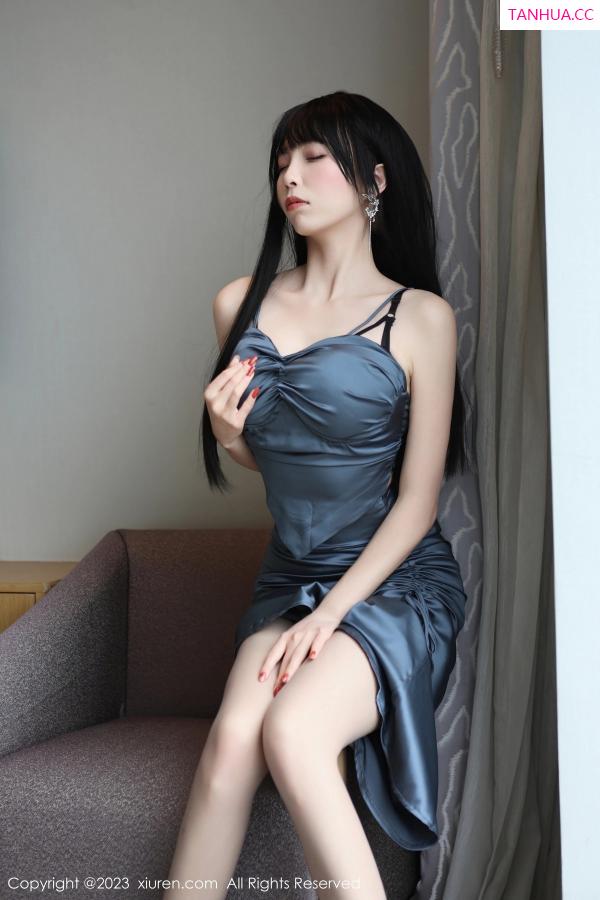   [XiuRen]高清写真图 2023.05.10 No.6714 谭小灵 制服黑丝第9张图片